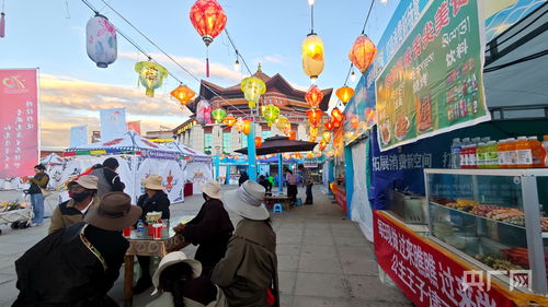 青海果洛瑪央夜市開攤迎客，高原特色好物熱銷帶動批發(fā)貿易新活力