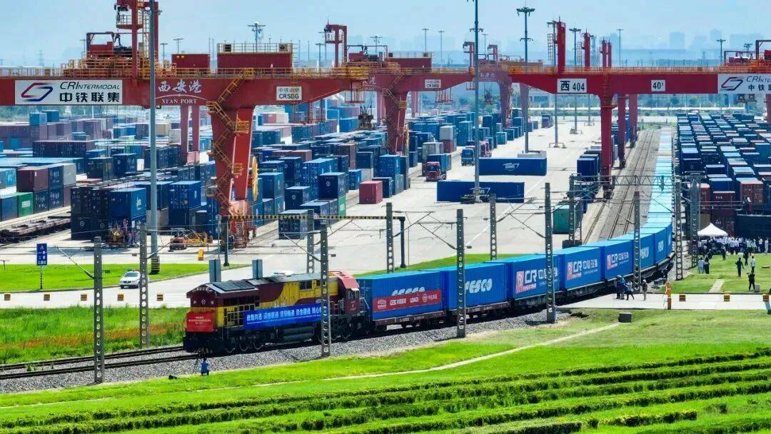 西安 織密亞歐物流網絡，樞紐能級再躍升，商品批發(fā)貿易迎風起